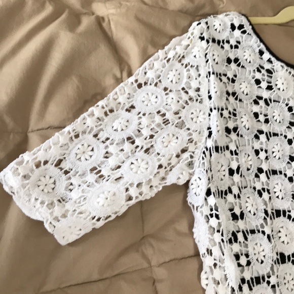 Black and white stripe with lace overlay top - Picture 4 of 6